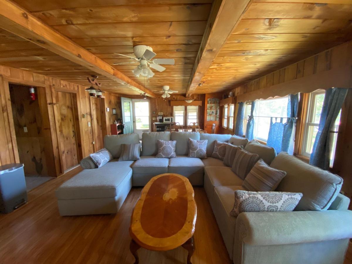 Adirondack Waterfront Upper Hudson Tributary Ferienhaus *